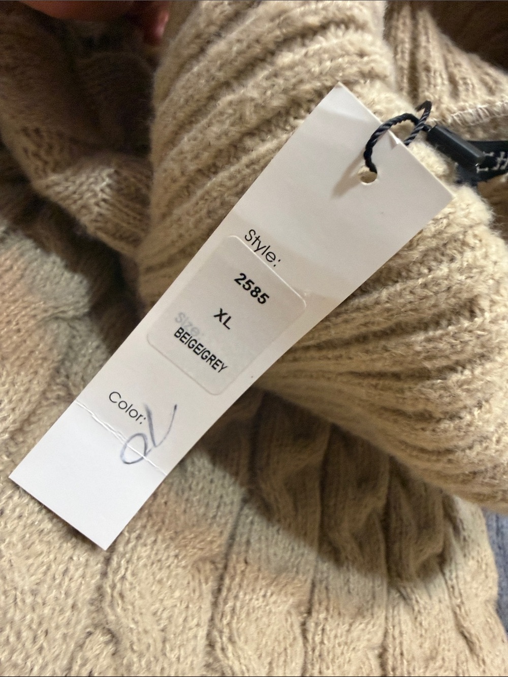 NWT Boho Chic Colorblock Cable Knit Faux Fur Poncho Sweater - Picture 5 of 8